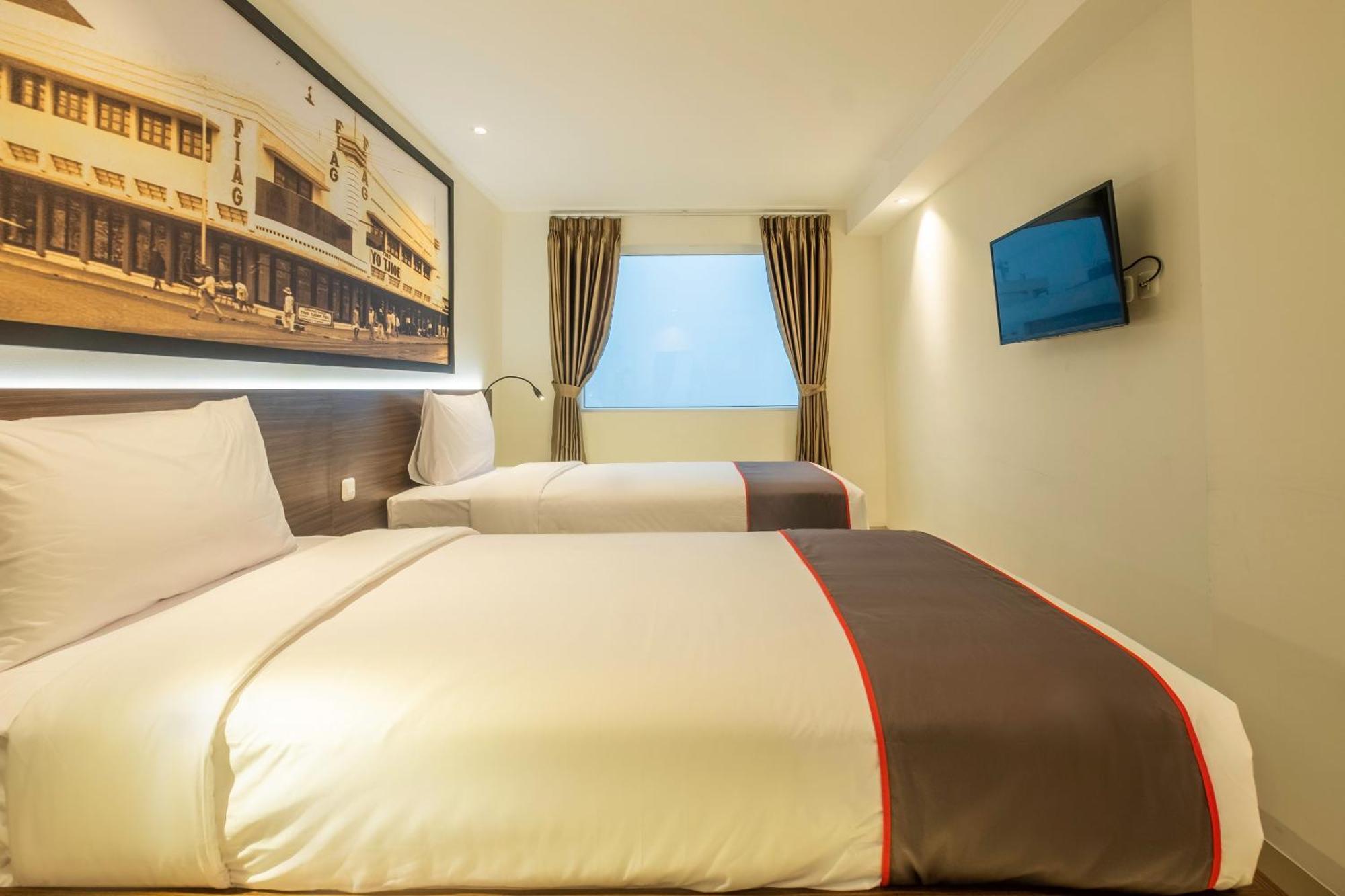 Super Oyo Collection O Hotel Pasar Baru Heritage Бандунг Екстер'єр фото