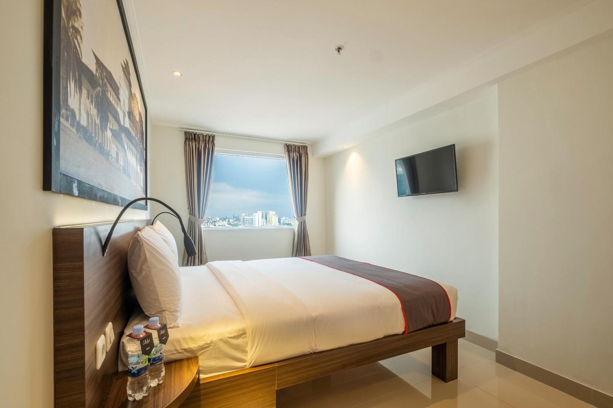 Super Oyo Collection O Hotel Pasar Baru Heritage Бандунг Екстер'єр фото